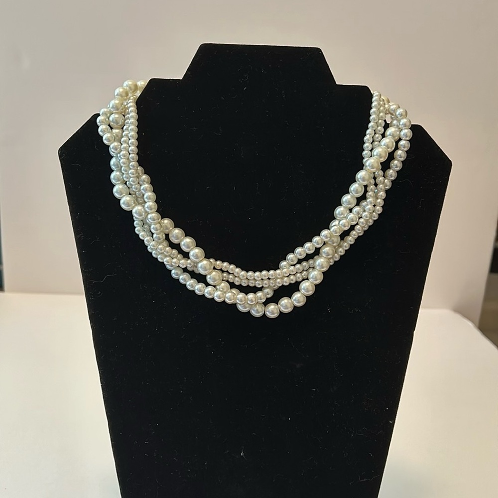 Pearl necklace
